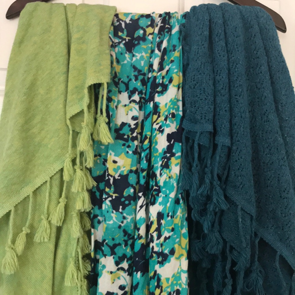 Bundle of 3 Scarves